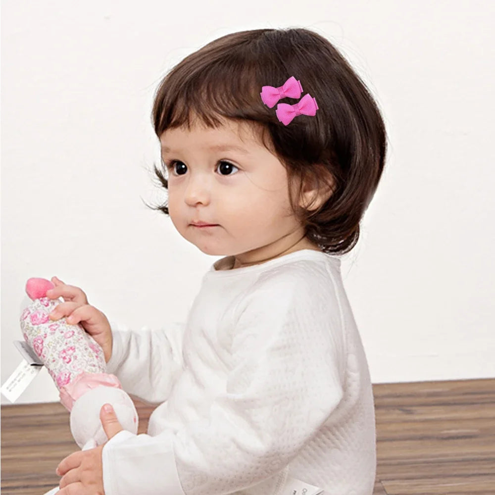 1.2 Pulgadas Mini arcos de pelo con clip – Sólidos colores para los niños y la niña