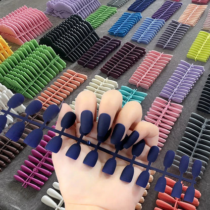 120pcs Random Colors Coffin False Nails – Consejos de uñas de prensado de cubierta completa para manicura